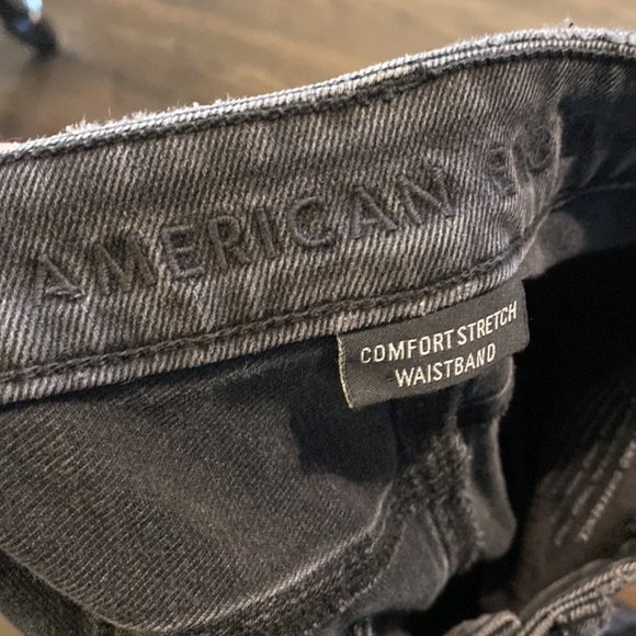 American Eagle Black Distressed Mom Jeans 00 EUC - Picture 7 of 12